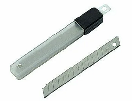 Лезвия отламыващиеся 9мм (10шт) Т4Р (арт.2702002)  *1/20